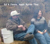 Ed_and_jennie_apple_butter_time-2